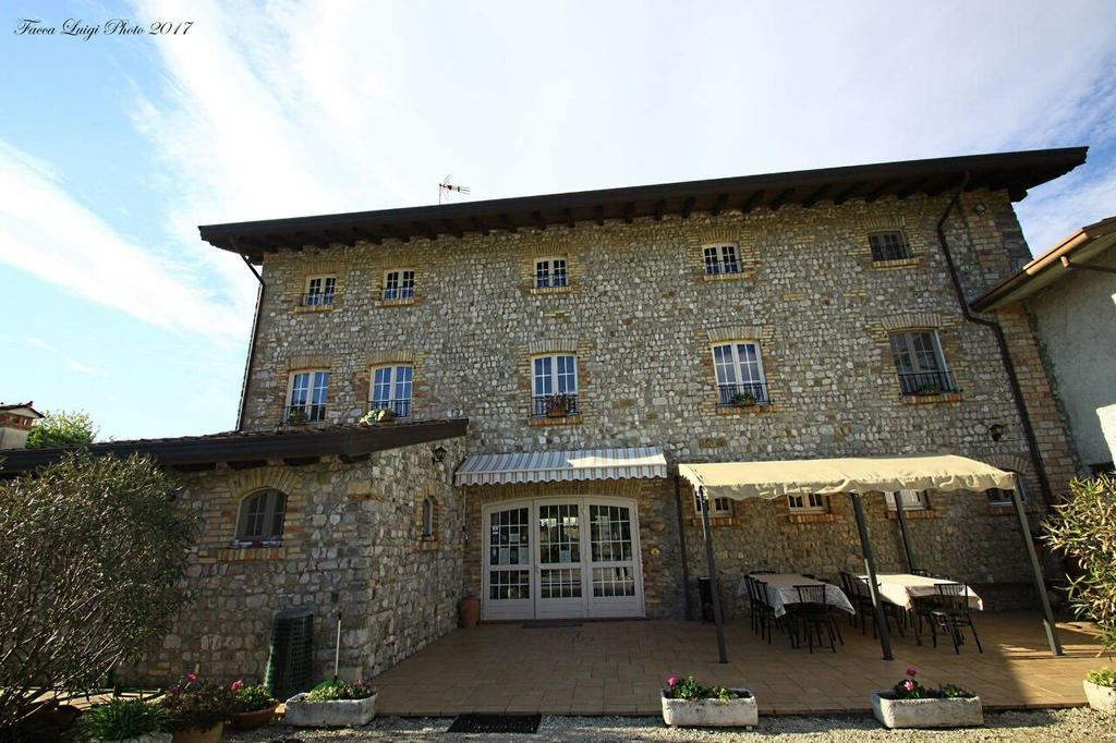 Albergo Julienne Arba Exteriör bild